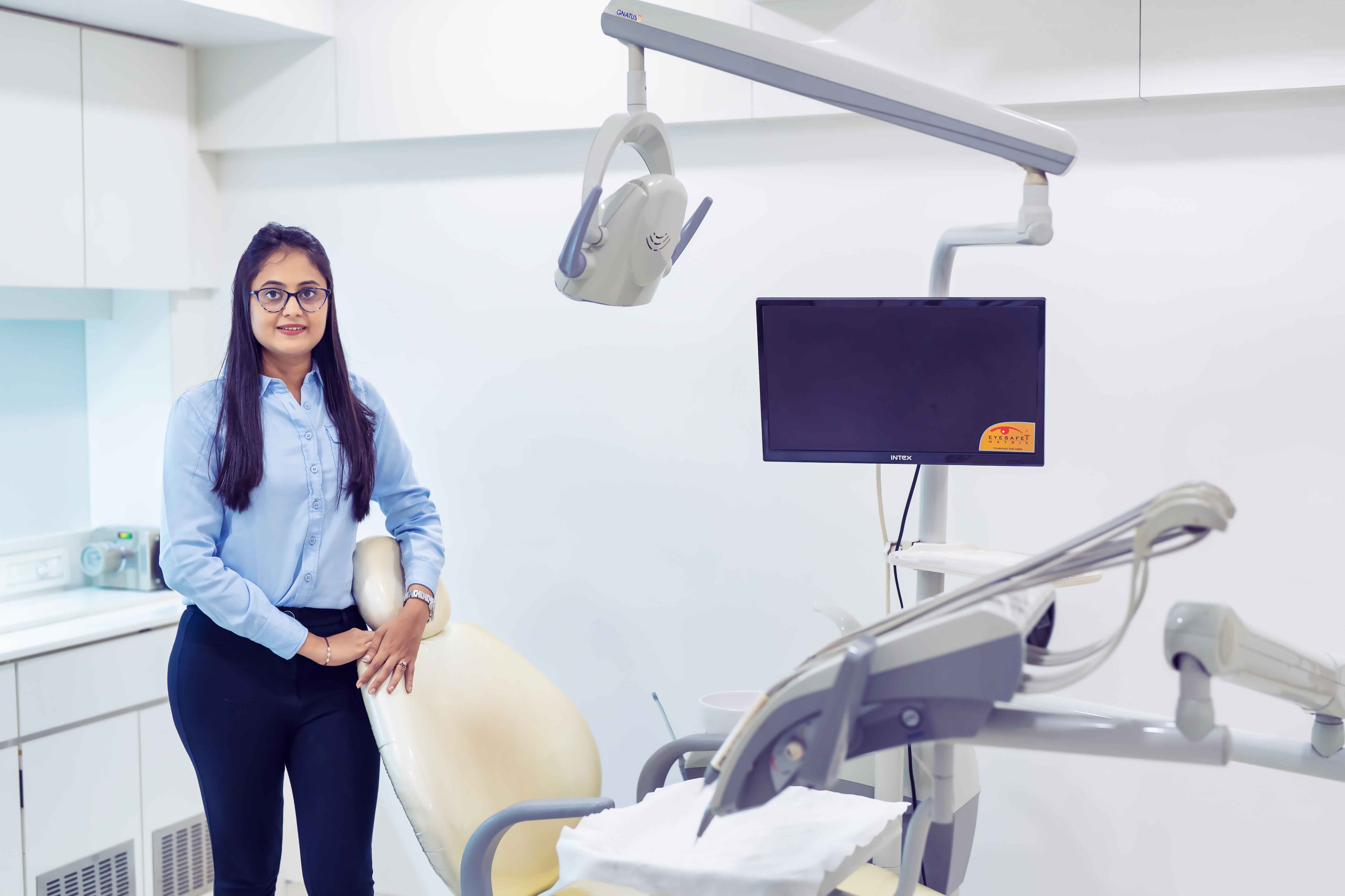 Dr Nidhi Parikh - Best Dentist in Mulund West