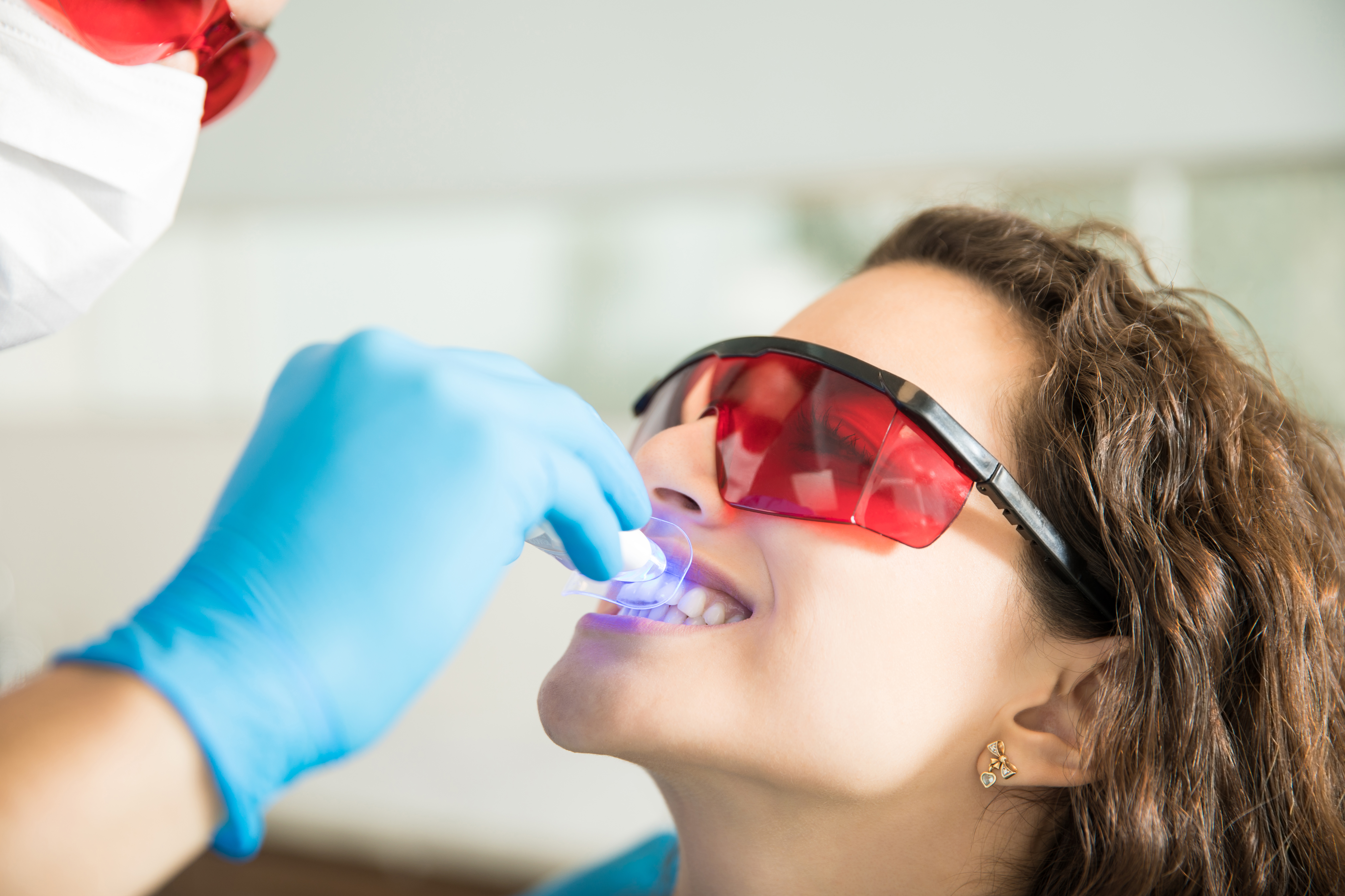 Best Teeth Whitening Treatment Dentist in Mulund West